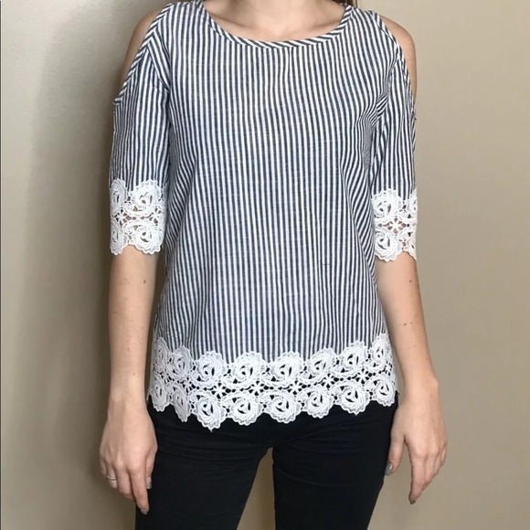 Zulia Cotton Shirt 👓 with Lace Details - Picture 1 of 3